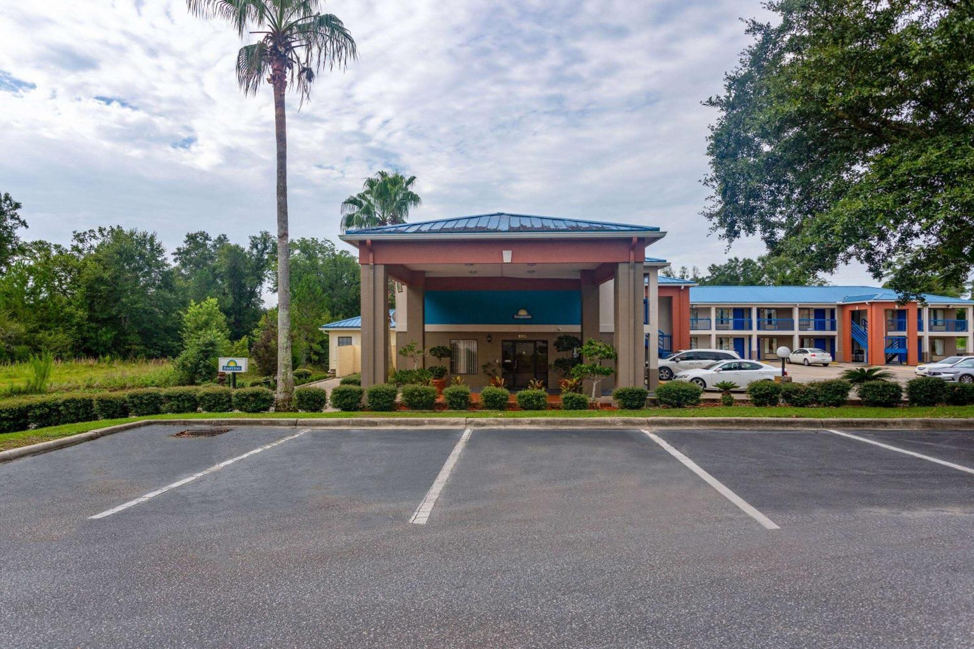 Days Inn By Wyndham Chipley Eksteriør billede